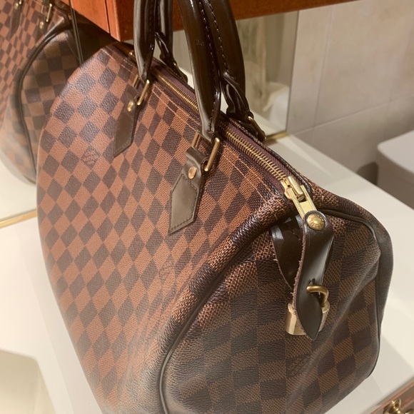 Louis Vuitton Speedy Bag - Picture 3 of 13